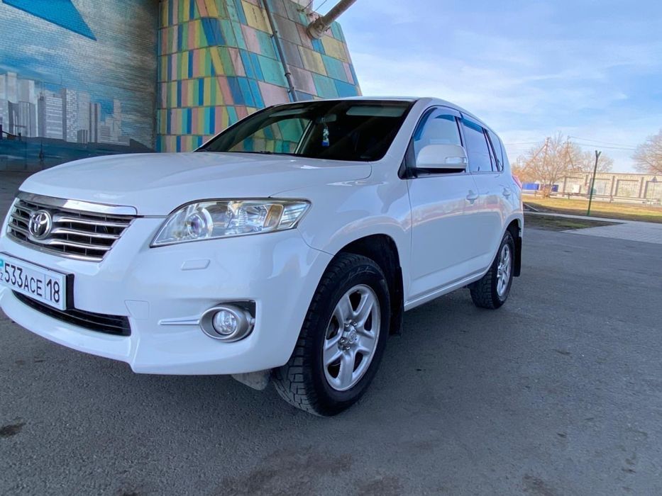 Продам машину рав 4