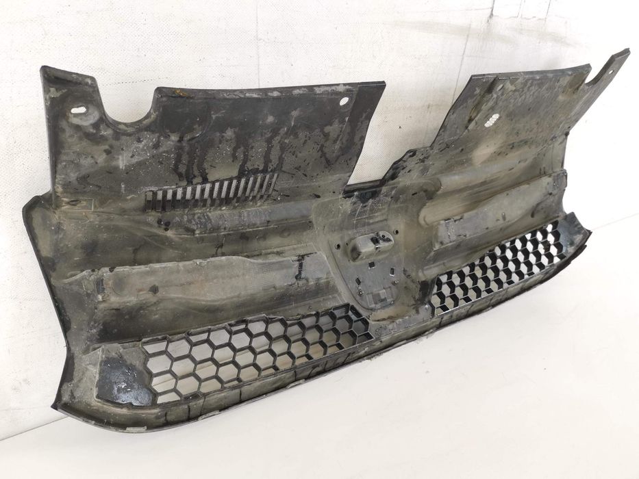 Радиаторна решетка Дачия Логан 2 / Dacia Logan 2 [ - ] Оригинална и в