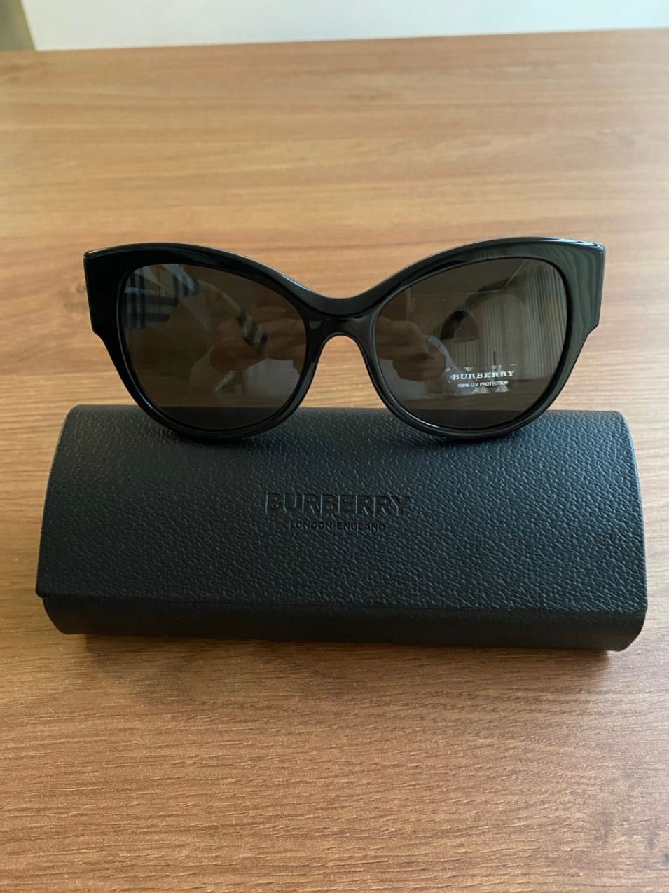 Слънчеви очила Burberry