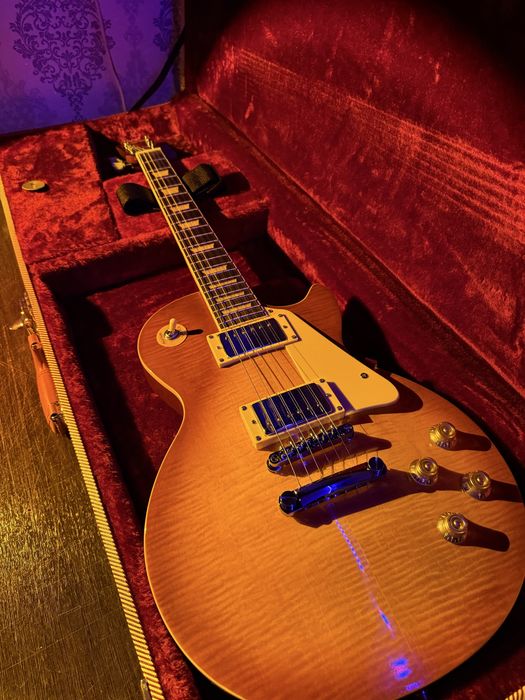 Электрогитара les paul