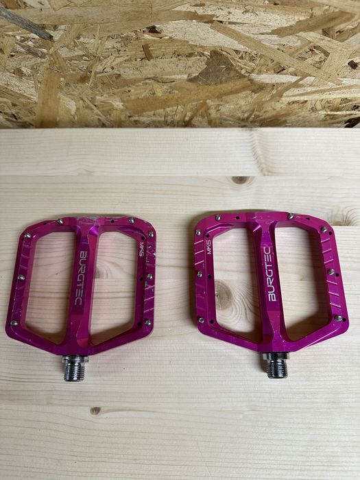 Vand Pedale Burgtec Penthouse Flat MK5 Toxic Barbie­ Steel