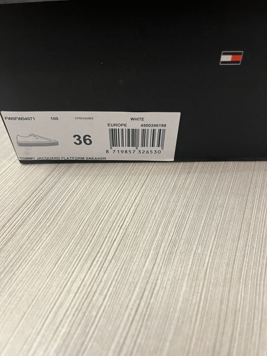 Adidasi Tommy Hilfiger dama