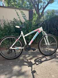 Bicicleta mountainbike X-Fact Adventure pentru adulti, alb