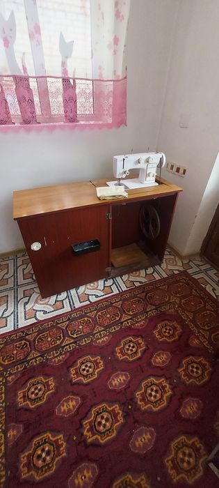 Швейная машинка чайка