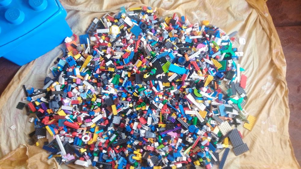 Piese lego aproximativ5,5 kg