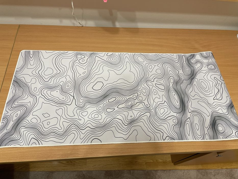 Deskmat nou 88/40 cm