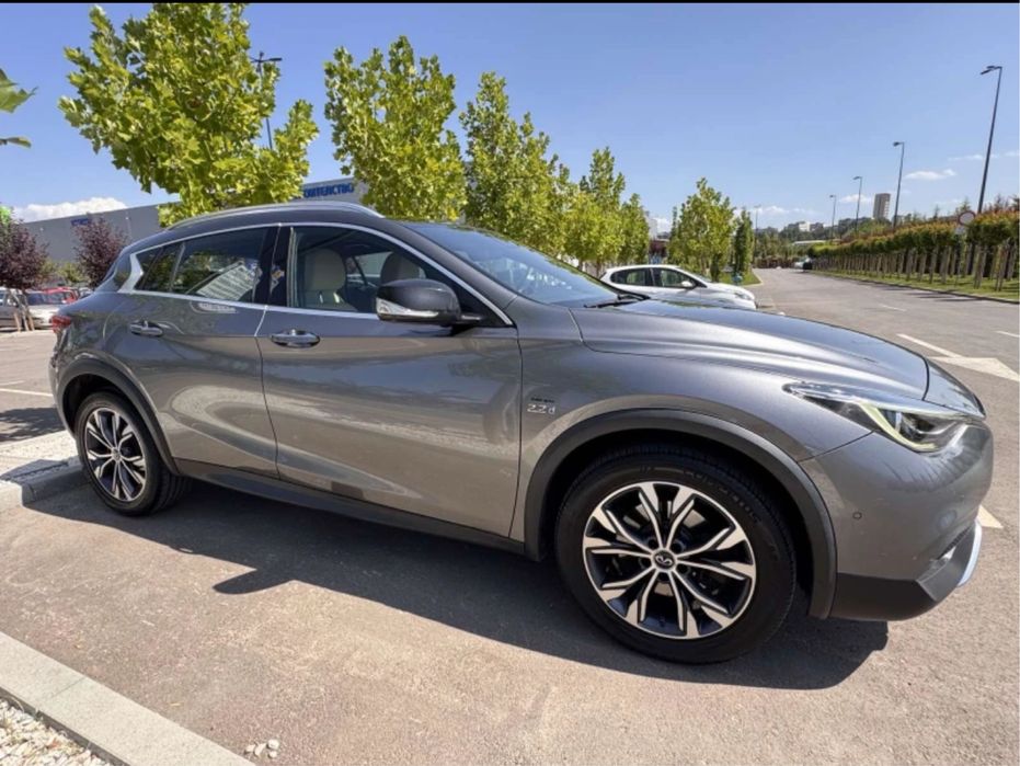 Infiniti QX30 2.2D-4X4 AWD Sunroof