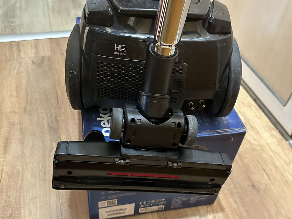Прахосмукачка  Beko H12