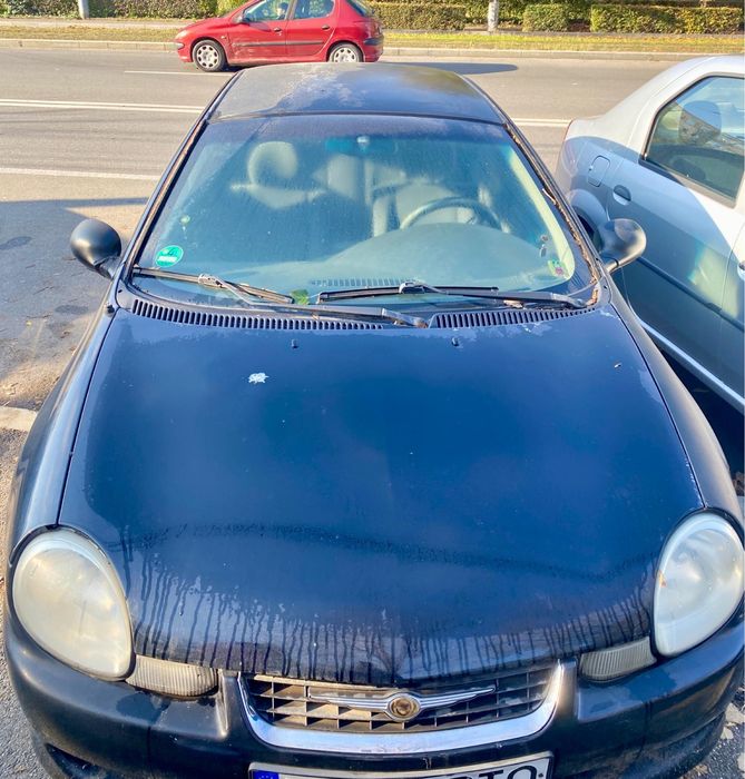 Se vinde chrysler neon
