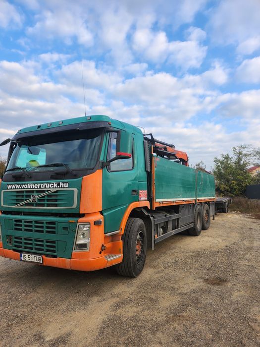Camion Volvo cu macara de vanzare sau de inchiriat