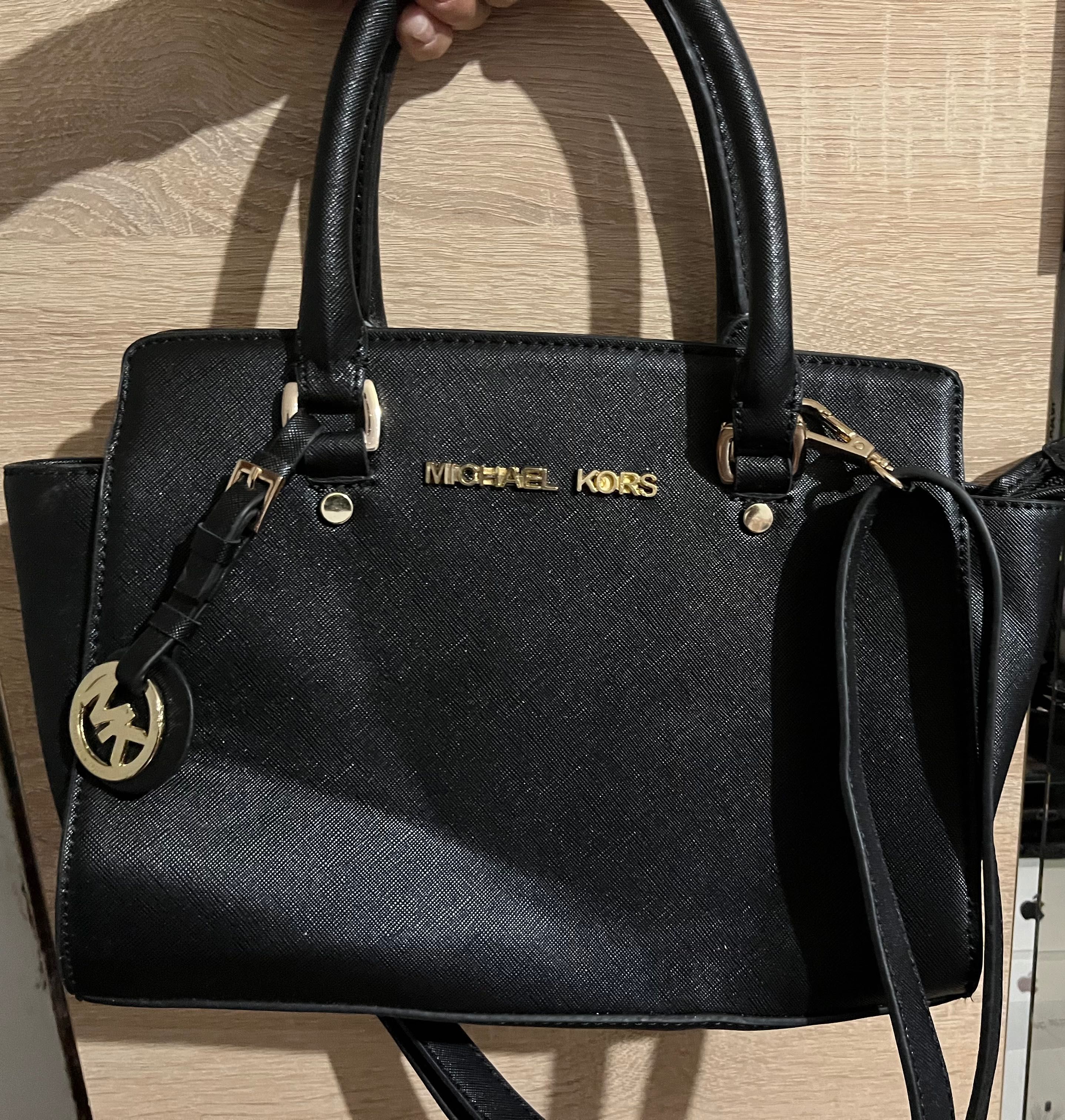 Чанта Michael kors