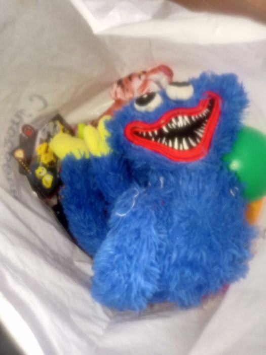 Два пакета игрушек для детей