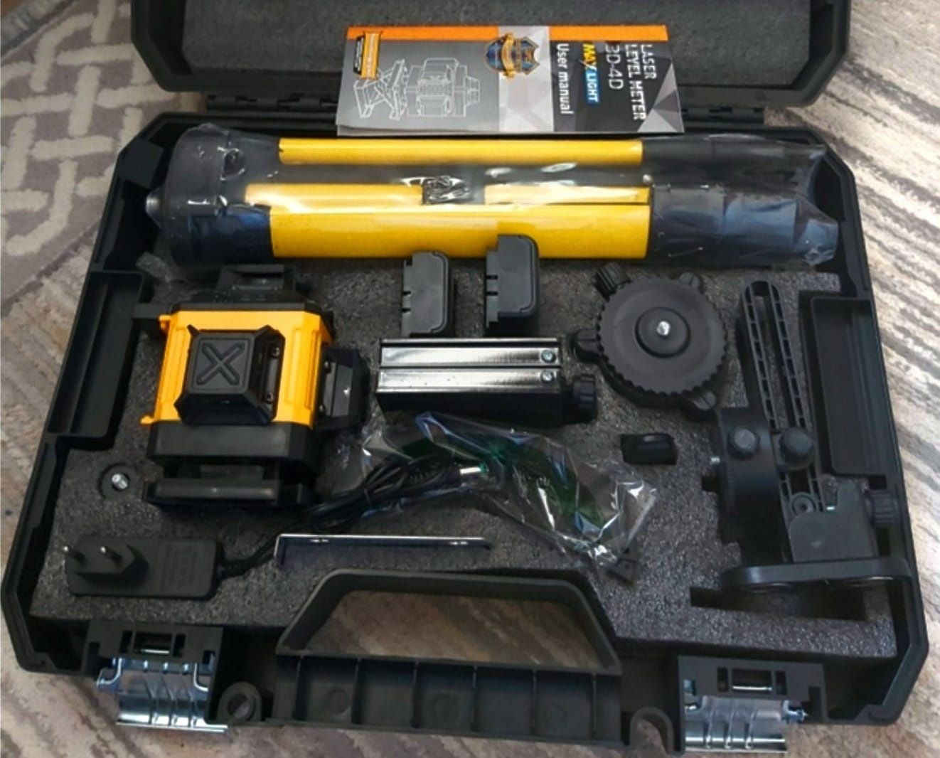 Лазерный уровень Dewalt 4D (16лучей)