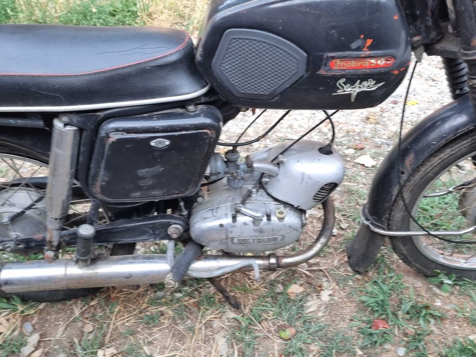 motoreta mobra 50 primul model
