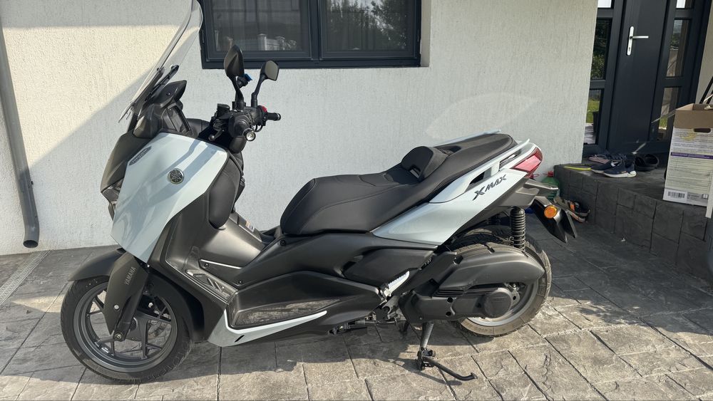Scuter Yamaha X Max 2025 Tech Max 125 ca nou