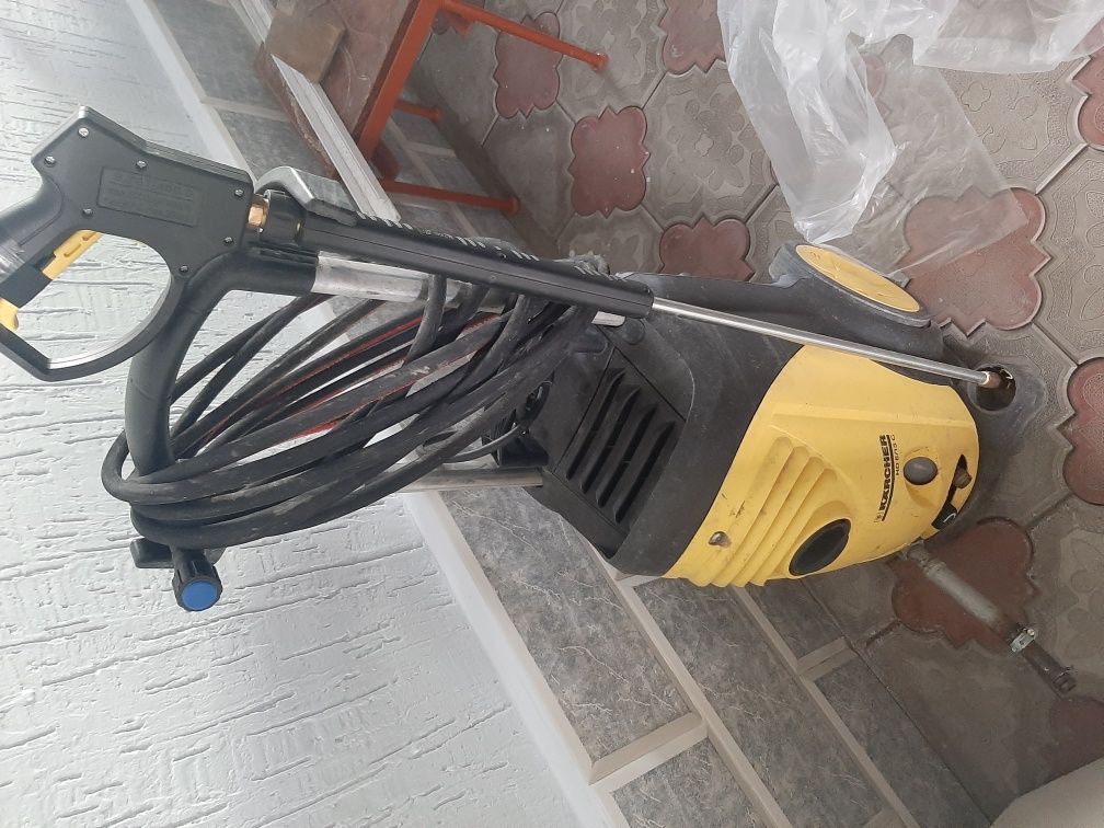 Продам karcher HD 6/15 c