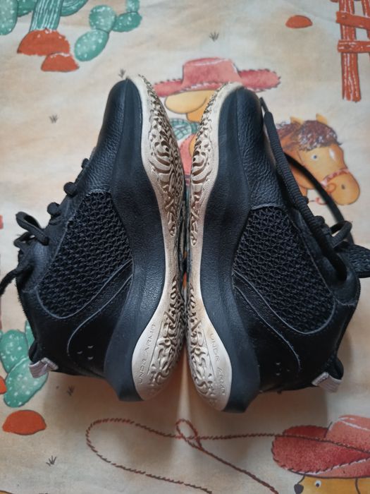 Bascheti încălțăminte copii 28,5 under armour