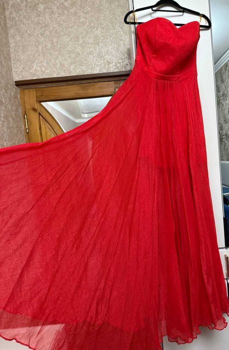 Продается вечернее корсетное платье / Kechki korset ko'ylagi sotiladi