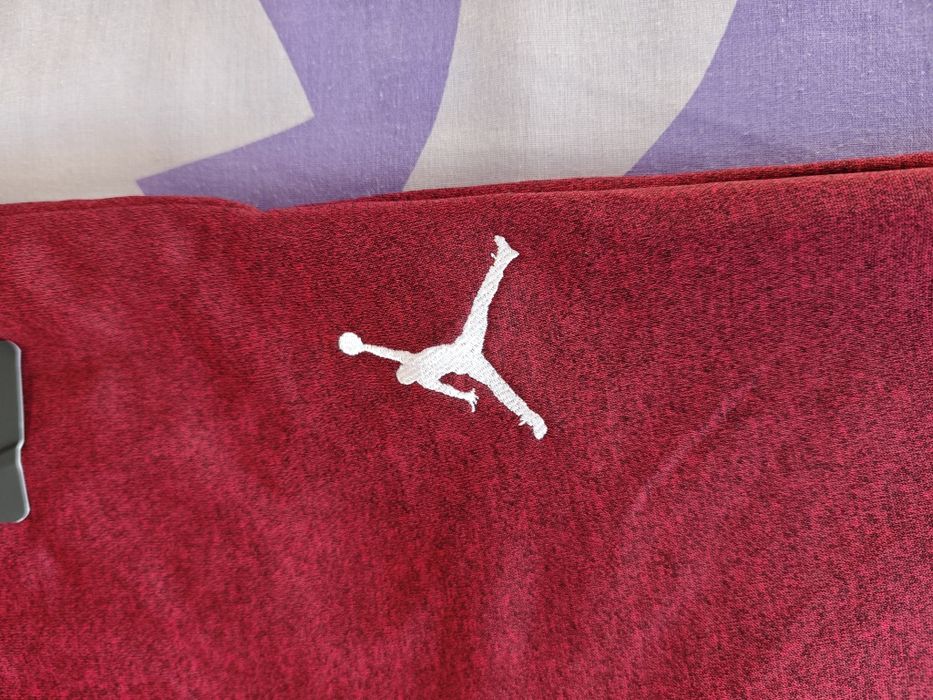 Оригинално долнище на Jordan цвят бордо