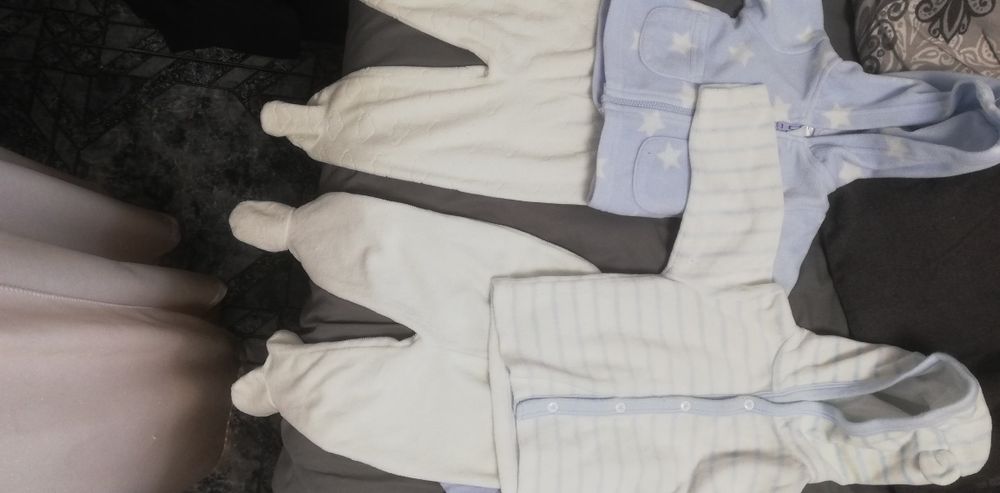 Ако имате бебе ръст 68-2 комплекта от якенце,кадифени панталони и ризк