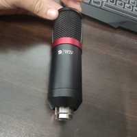 Продавам микрофон SPC Gear sm950