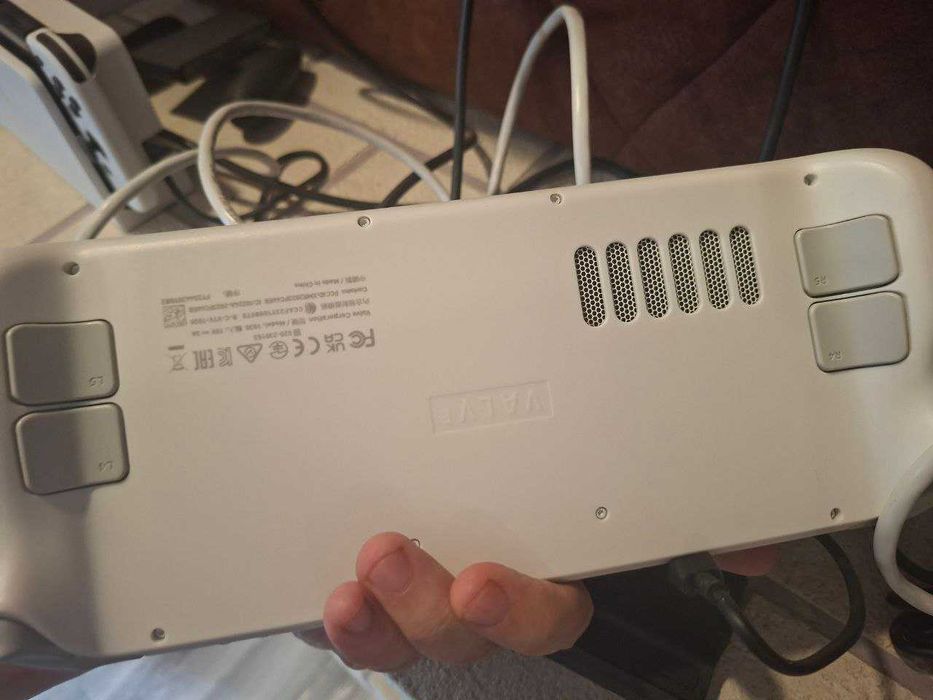 Steam Deck OLED Limited Edition белый лимитированная серия 1Tb