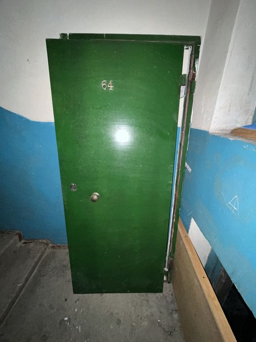 Продам железный дверь