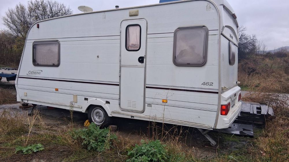 Каравана Lunar-регистрирана