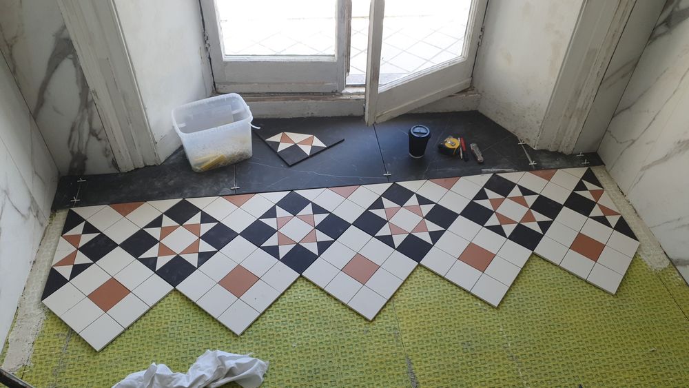 Placarii faianta si gresie