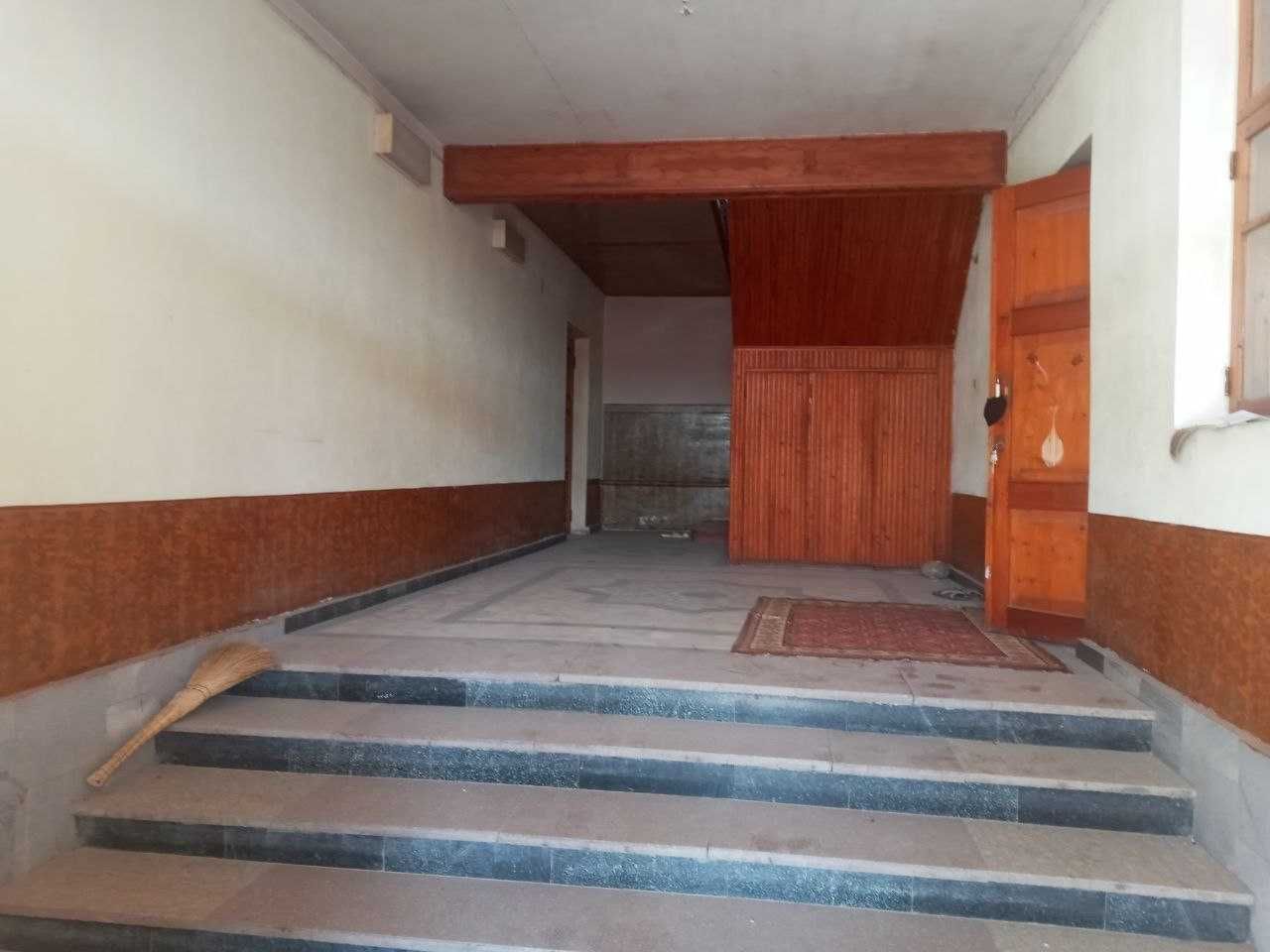 Xovli joy sotiladi