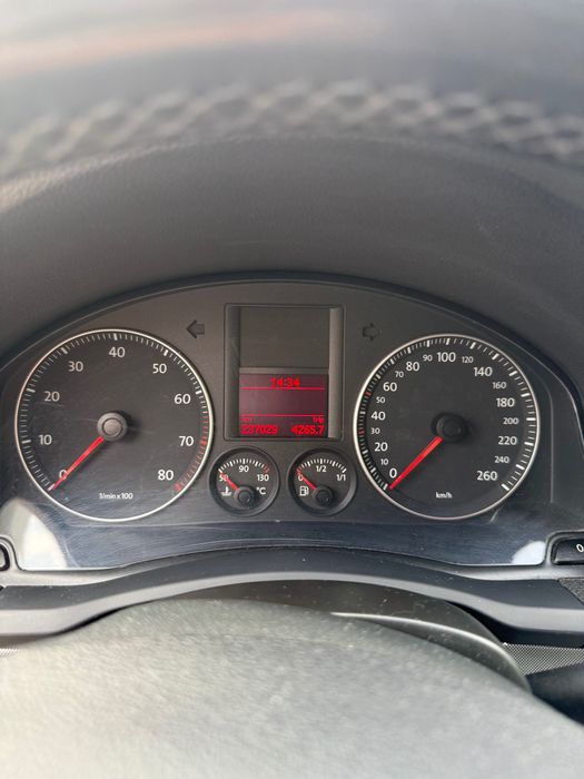 vand Golf 5 2008
