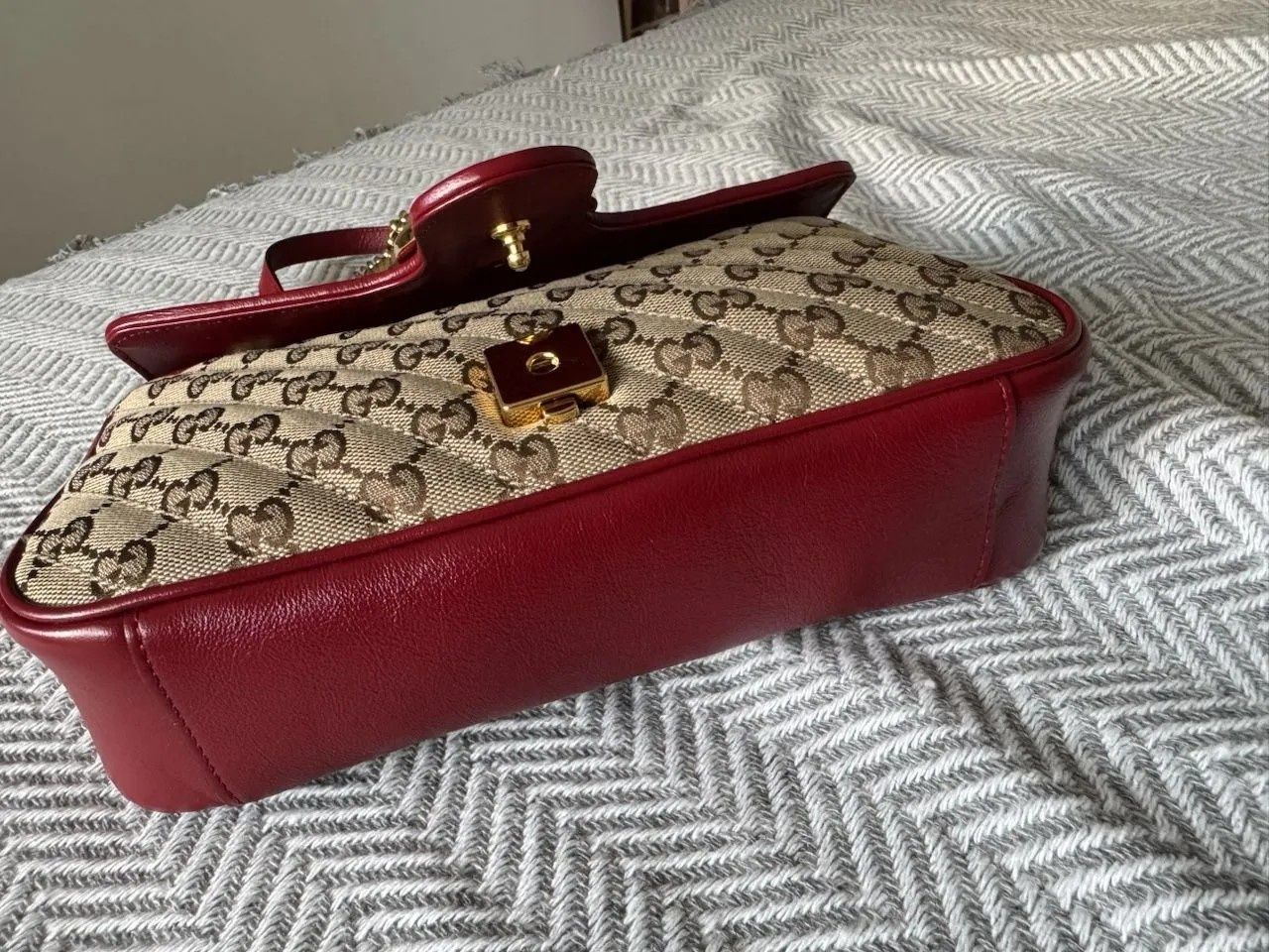 Сумка Gucci оригинал СРОЧНО
