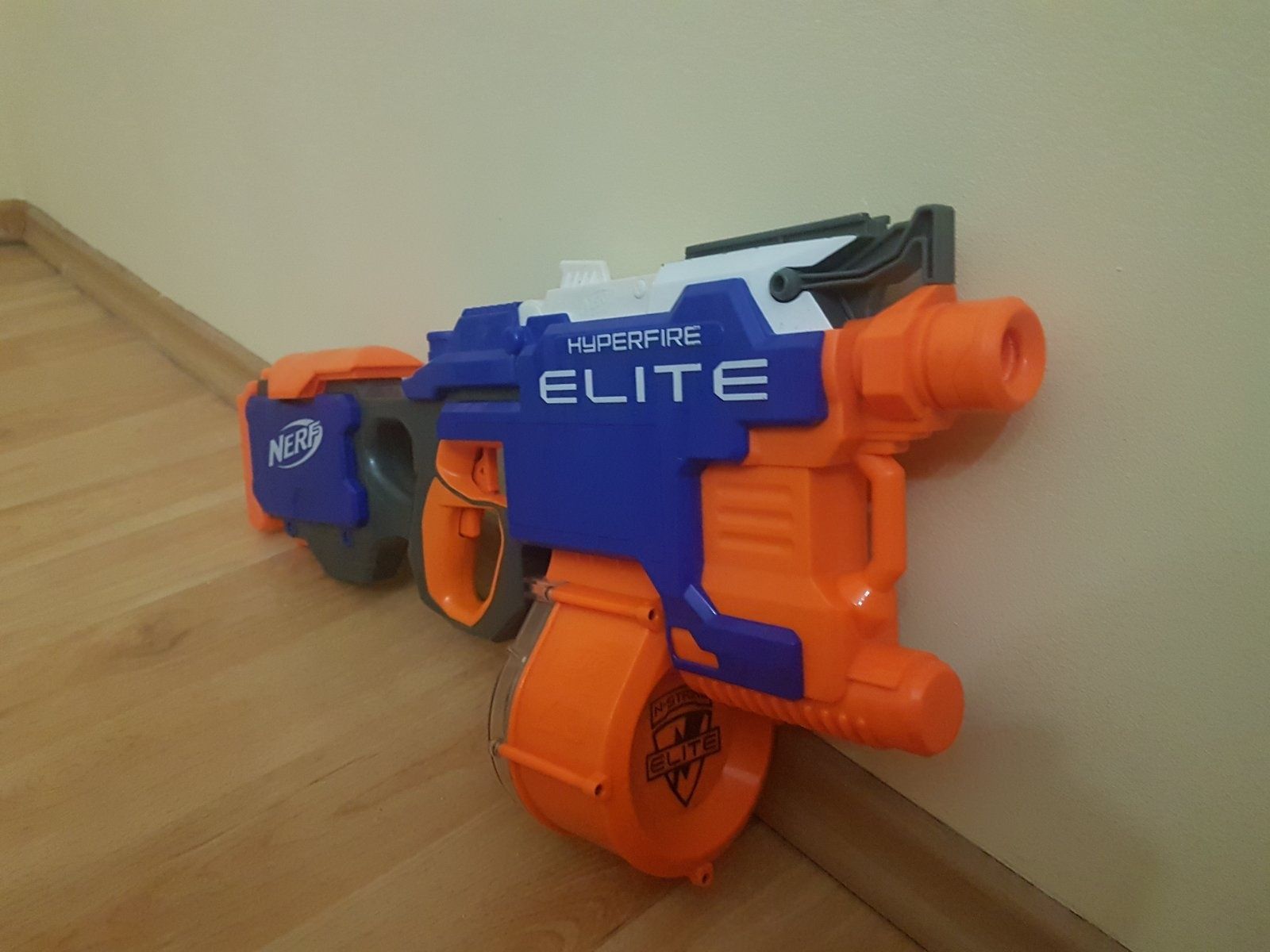 NERF ELITE бластер