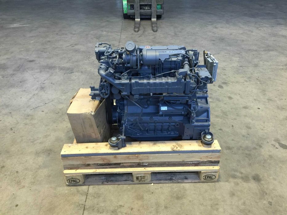 Motor complet Deutz TCD 4.1 L4 - Piese de schimb utilaje