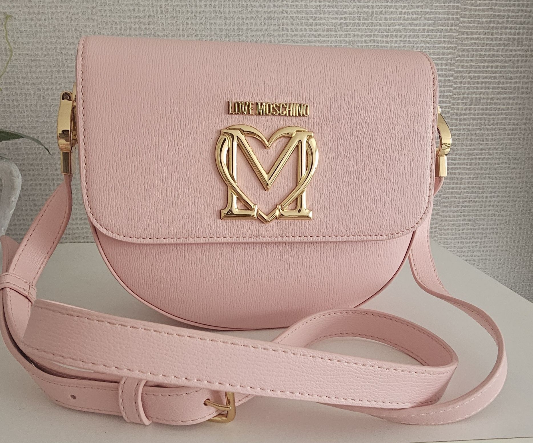 Чанта Love moschino