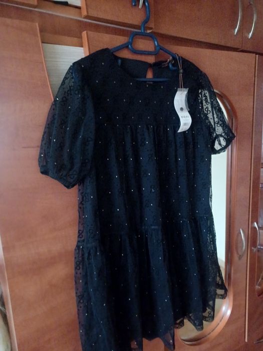 Rochiță neagră pentru fetițe