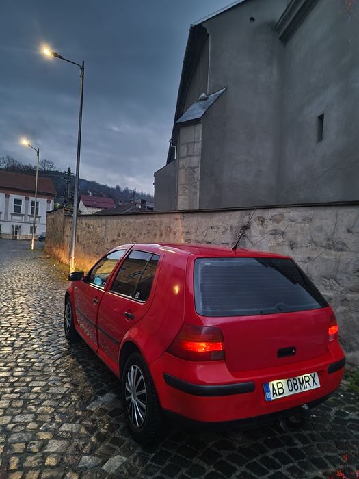 Vând golf 4 1.9tdi alh