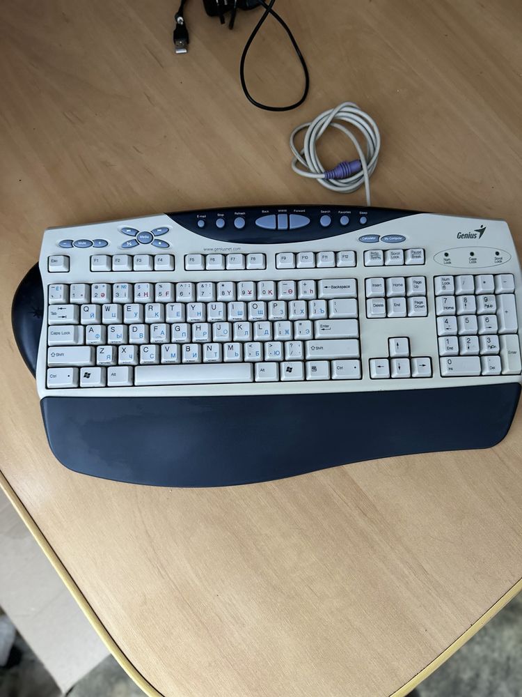 Клавиатура Genius