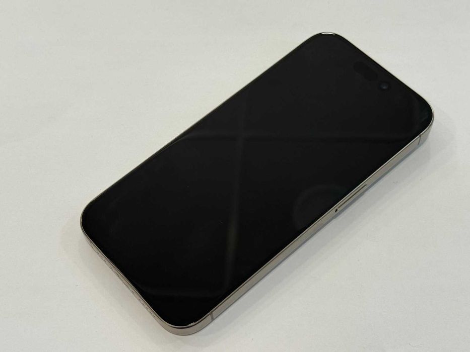 iPhone 15 Pro 128GB -Natural Titanium