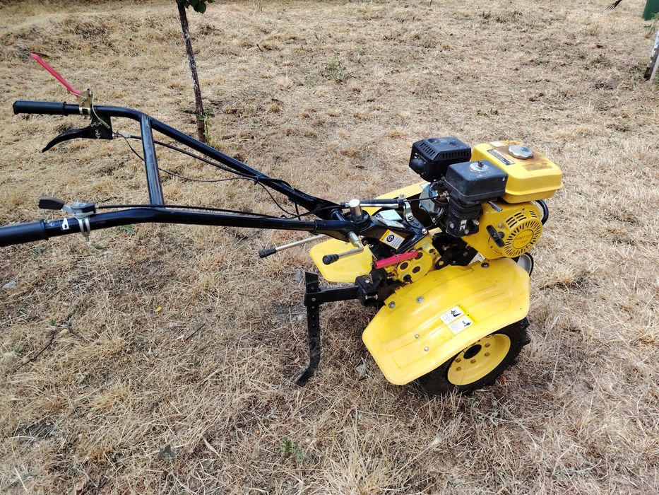 Vând Motosapă Progarden HS900