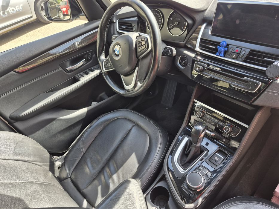 Bmw 216d grand tourer 7 locuri - super masina de familie
- Amplă reviz
