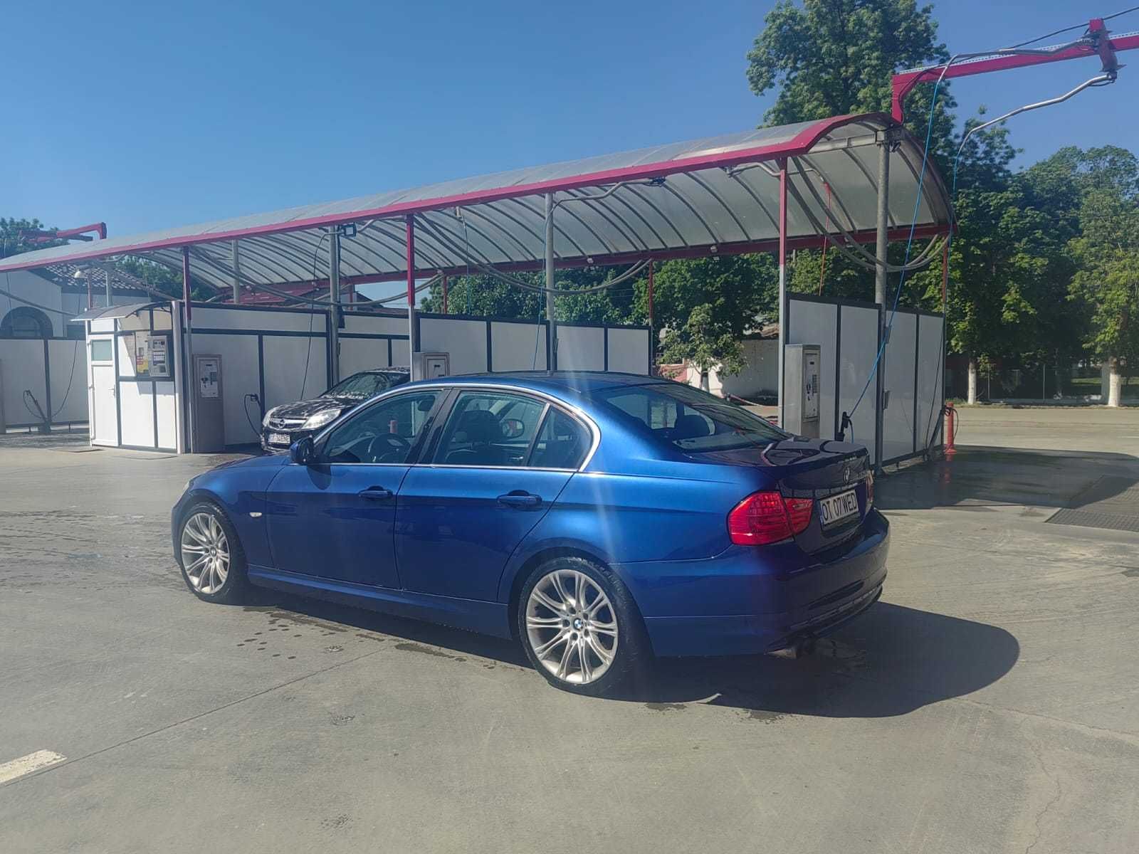 BMW 325 d   2009