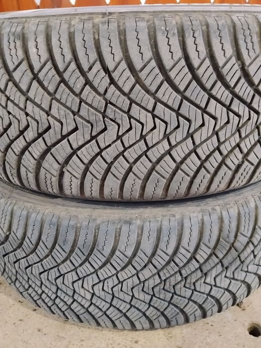 2 бр. всесезонни гуми Laufenn 205/55/16