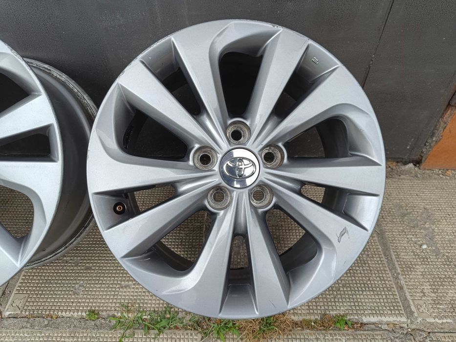 ОРИГИНАЛНИ джанти 17 '' цола  5x114,3 TOYOTA / ТОЙОТА  7J ET50