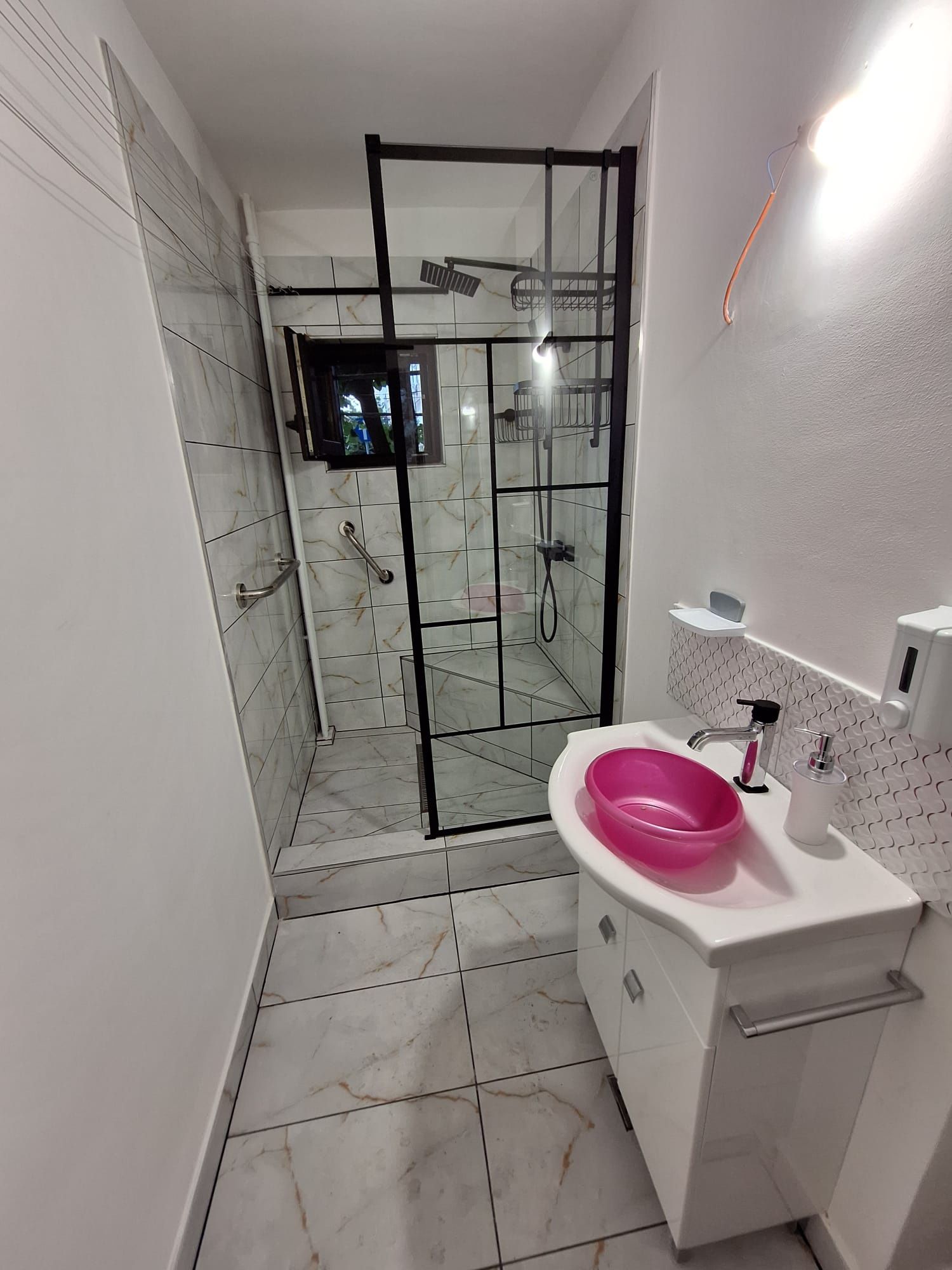 Meserias Renovari Apartamente/case