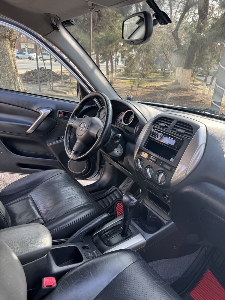 Toyota RAV 4 , Единственая в Узбекситане в своем роде !