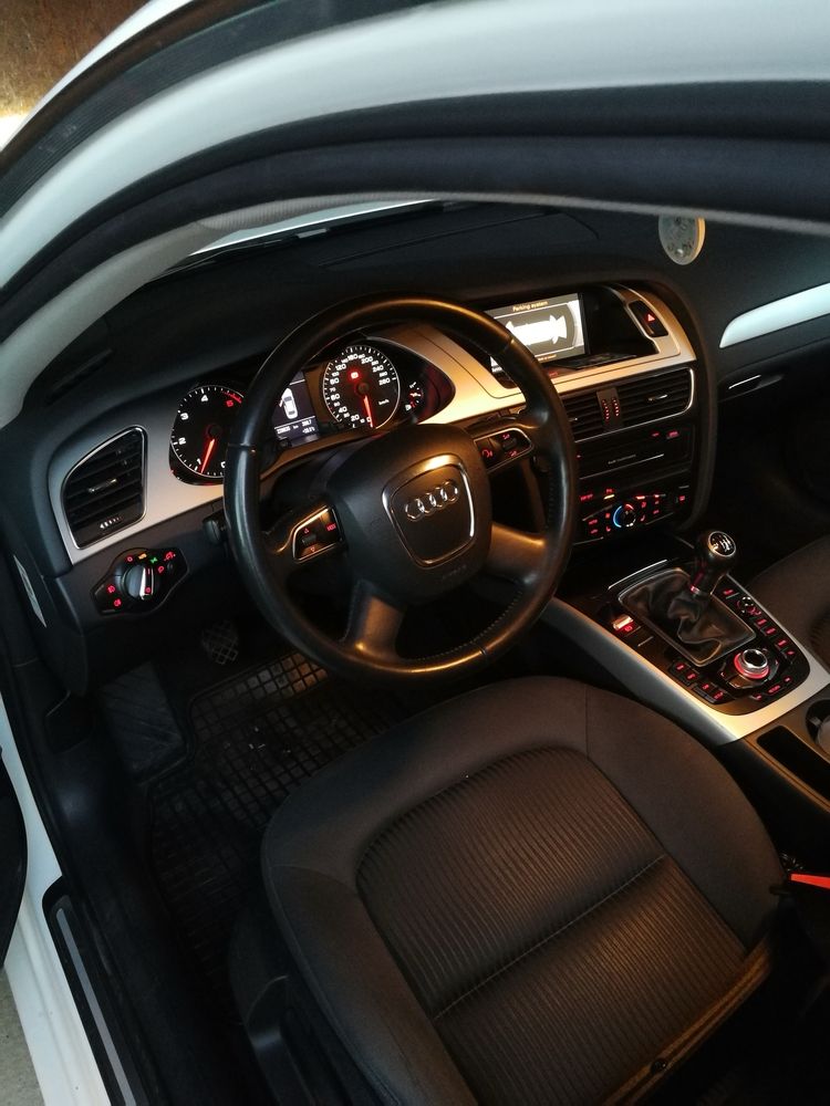 Audi A4  B8 2010