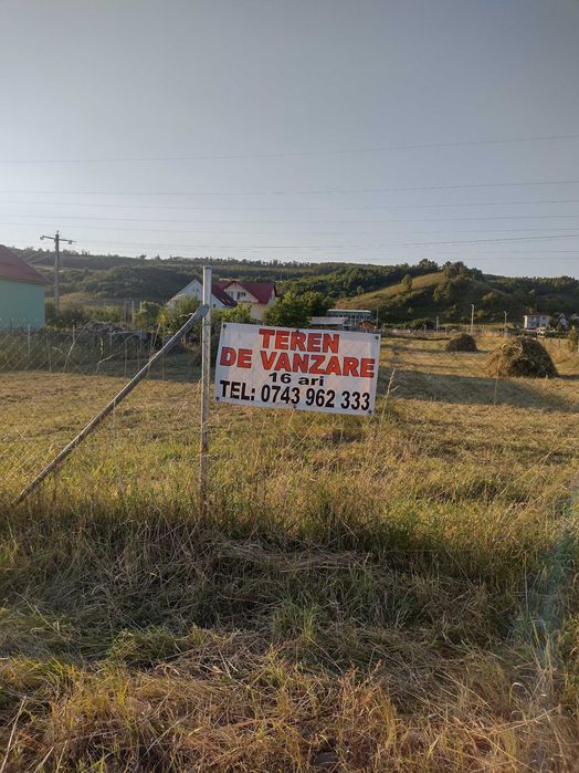 Teren intravilan 1640 mp, in Livezile (BN)