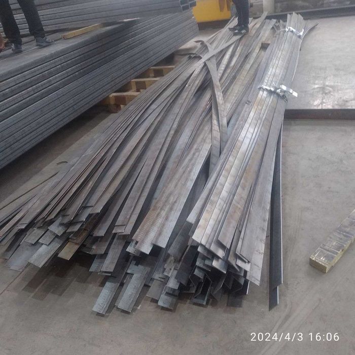 Металлическая полоса