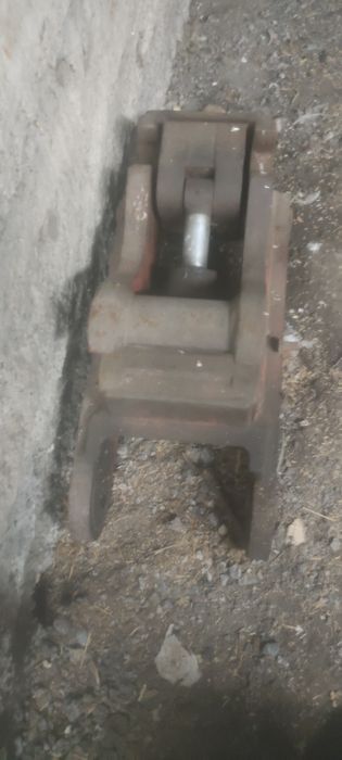 продам быстросъём для гидромолота